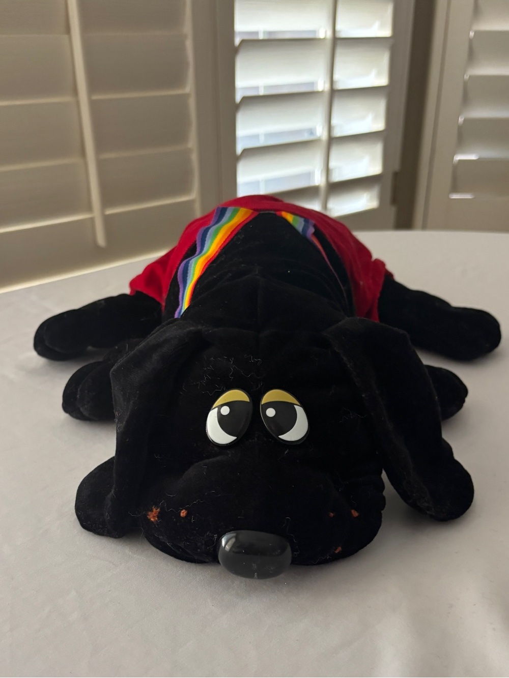 Vintage Pound Puppy 1980’s Black with Red Corduroy Jumper - Picture 2 of 9